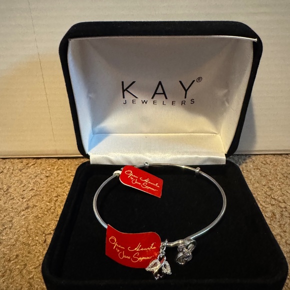 Kay Jewelers “Open Hearts” by Jane Seymour Bangle - Picture 1 of 2
